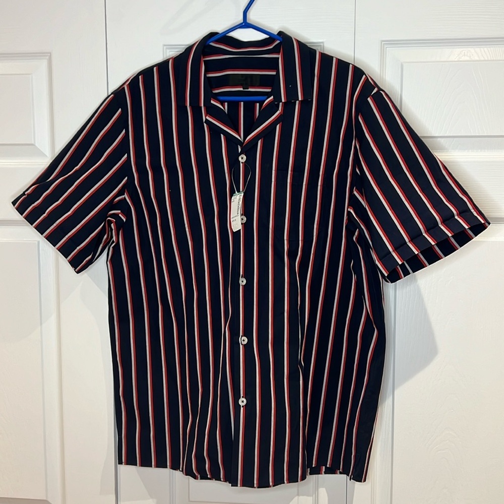 Vertical striped shirt